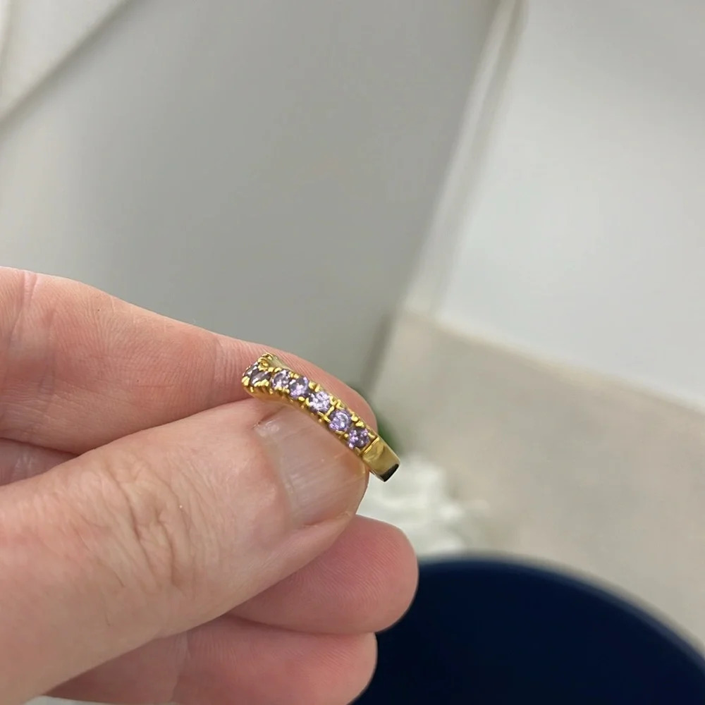Vintage SETA Gold-Tone Ring with Sparkling Stones, Size 6 - Picture 15 of 17